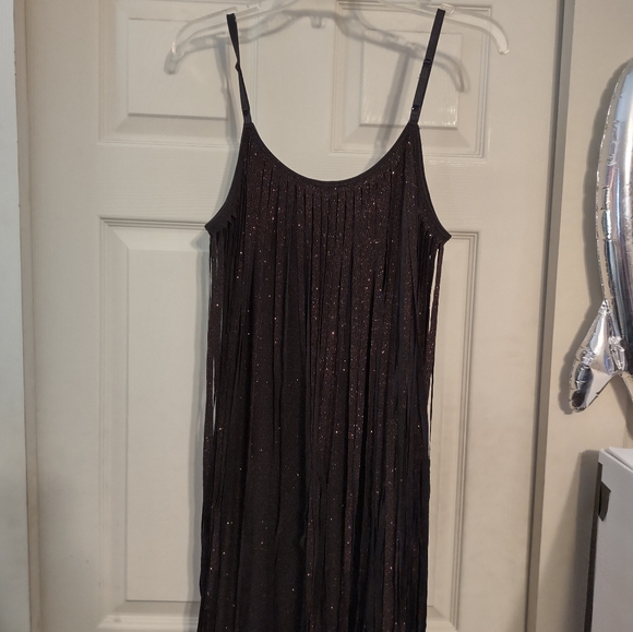 Woman's Sexy Peep Toe Red And Black Stringy Dress Size Large - Picture 3 of 5